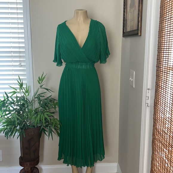 ZARA NWT Pleated Midi Dress in Green Size XS - Picture 6 of 13